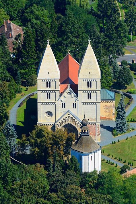 Jáki templom, Magyarország | House styles, Manor house, Mansions