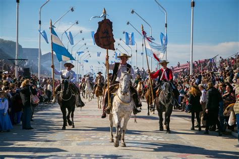 25 de mayo1 es una localidad argentina de la provincia de misiones. Se viene la gran Fiesta Popular del 25 de mayo en la ...