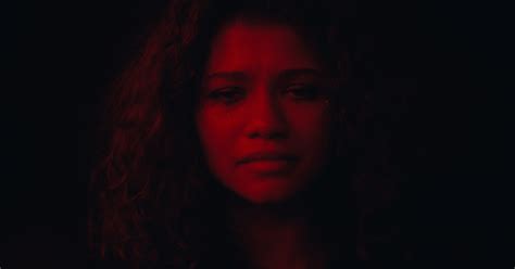 Why Zendayas Euphoria Characters Addiction And Depression Speaks