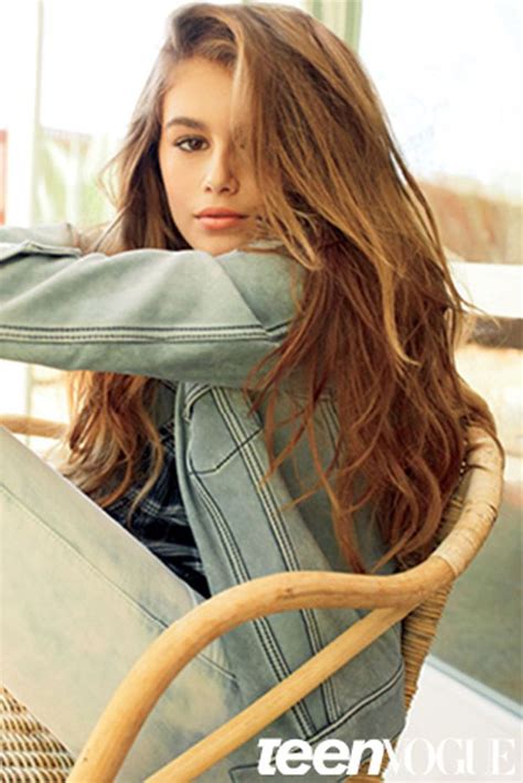cindy crawford s 13 year old daughter kaia makes her modelling debut in teen vogue irish