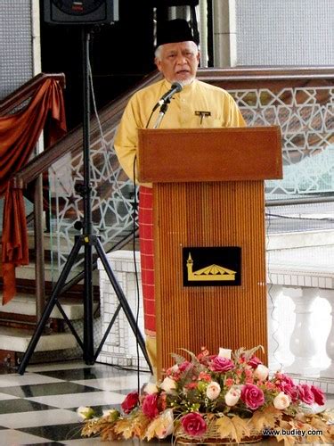 Mengadakan pelbagai program untuk memelihara dan memulihara. Masjid Negara Dan Makam Pahlawan Sebagai Tapak Warisan ...