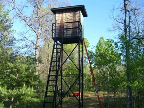 Pin By Jake Hayes On Hunting Deer Stand Hunting Blinds