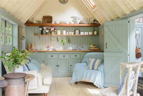 In a tiny house, you can't waste space. 10 She Shed Interior Ideas to Wow and Inspire You - Man ...