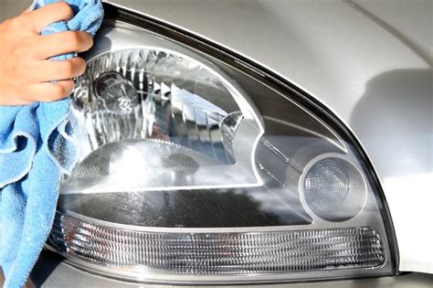 We did not find results for: Kilatkan Sendiri Lampu Depan Kereta Yang Kabur Dengan ...
