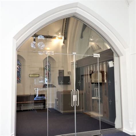 Arched Frameless Glass Screen And Door St Marys Church Ion Glass