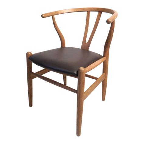 All wood used in the wegner wishbone chair by carl hansen & son is sustainably sourced from danish and north american (walnut) sawmills. Vintage Modern Wegner Style Wishbone Chair | Chairish