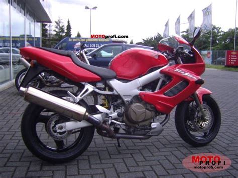 The vtr1000f stayed in honda's range until 2006, plotting a unassuming course through the early noughties. Honda VTR 1000 F FireStorm 2006 Specs and Photos