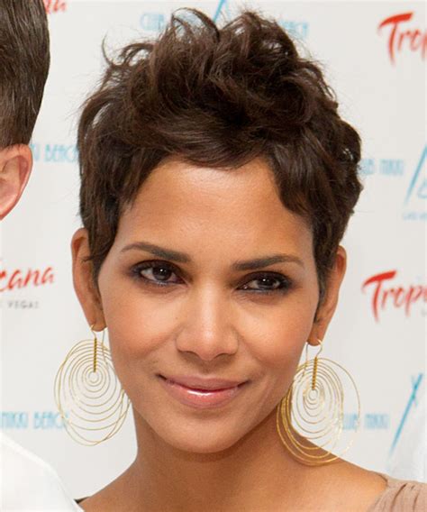 Halle Berry Short Pixie Haircuts Wavy Haircut