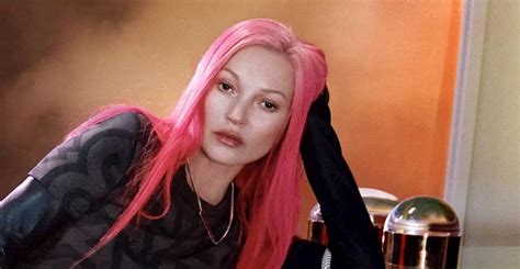 Kate Moss Revives Her 90s Era Pink Hair For New Marc Jacobs Campaign