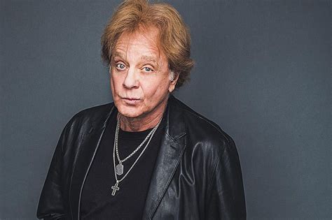 The money family regrets to announce that eddie passed away peacefully early this morning, the family said in a statement. R.I.P. Eddie Money, veteran rock singer dead at 70