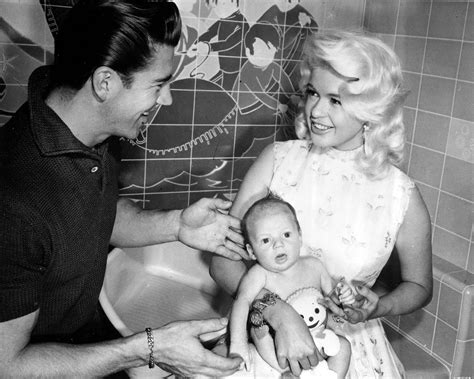 Lovely Photos Show Everyday Life Of Jayne Mansfield With Her Daughter Mariska Hargitay ~ Vintage