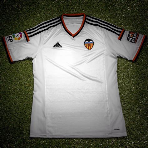 Footy News Valencia Cf 2014 15 Kits