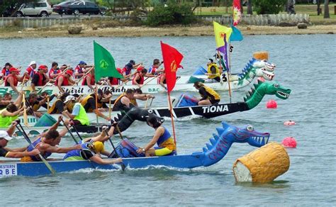 There should be no/minimal talking once your team is in the boat. 4 Good Reasons to Join a Dragon Boat Club - ZigaZag