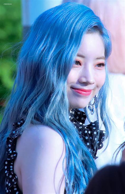 190424 Dahyun And Her Long Blue Hair Rtwice