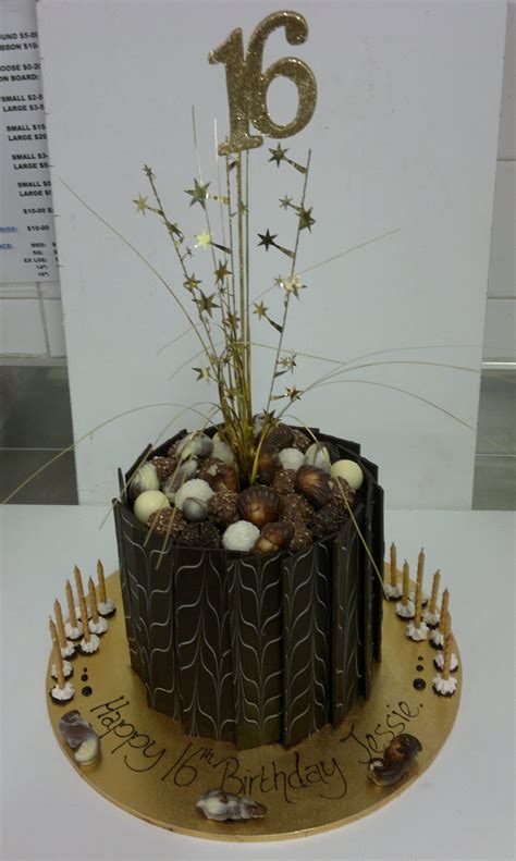 Want to design your own birthday cake ? 16th birthday mud cake with chocolate fence - Sargent's Cakes