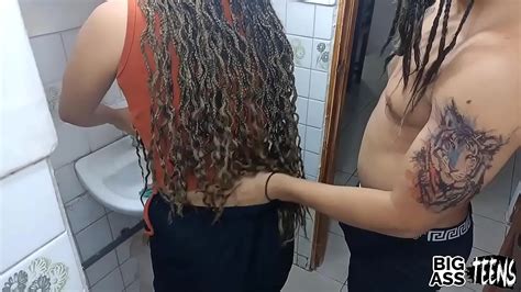 Me Corro En El Apretado Coño De Mi Hermanastra Sex Rapidin En El Baño