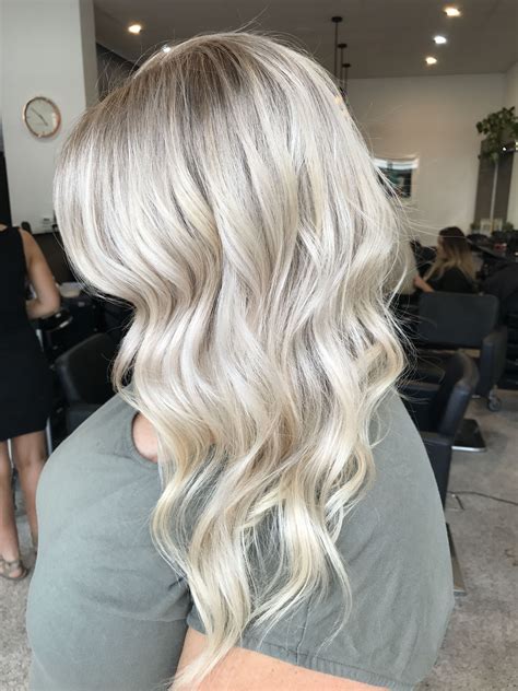 Instagram Kaitlinjadehairartistry Hair ️ Lived In Hair Colour Blonde Bronde Brunette Golden To