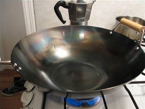 wok glass electric range recommended cookware file racing equipment commons wikipedia wikimedia designs edit