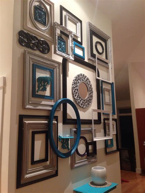 10 Picture Frames Wall Decor