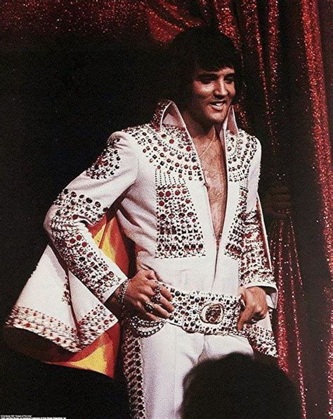 The World Of Elvis Jumpsuits 68 Pictures Of Elvis Presley Performing