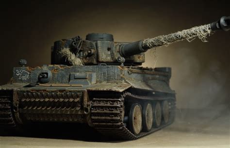 Rc Battle Tank Tiger I German Gray Covered With Zimmerit Painting