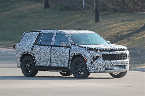 Redesigned Chevy Traverse Captured In Spy Photos Jdm Bespoke Hot Sex