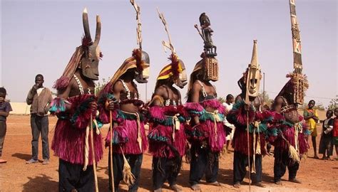 Tradiciones De Burkina Faso Creencias Fiestas Costumbres Vestimenta