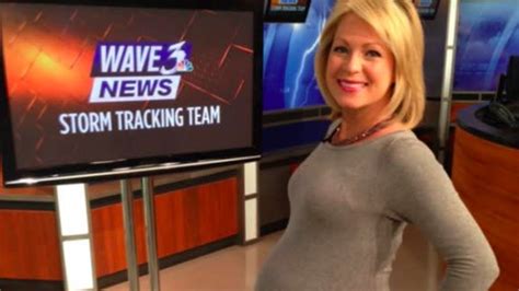 Pregnant Local Meteorologist Commemorates One Whole Week Without Being Body Shamed