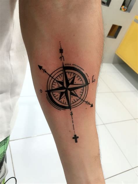 Compass tattoo, anchor tattoo, boat tattoo, couple tattoo, wind rose tattoo, rose des vents. #Tattoo #WindRose #Rosadosventos #tatuagem #Artenapele ...