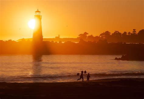 Santa Cruz Sunset Sunset Over The Santa Cruz Harbor Lighho Flickr