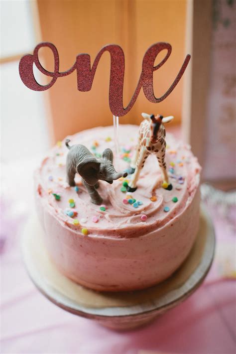 Valentine day chocolate, strawberry, cookie dough and salted caramel are right up there with the most popular flavours. 1st Birthday Cake | Sally's Baking Addiction