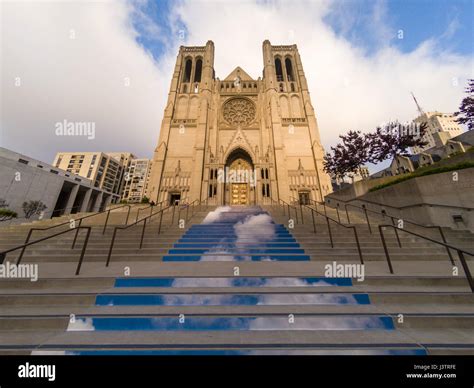 Grace Cathedral Church Hi Res Stock Photography And Images Alamy