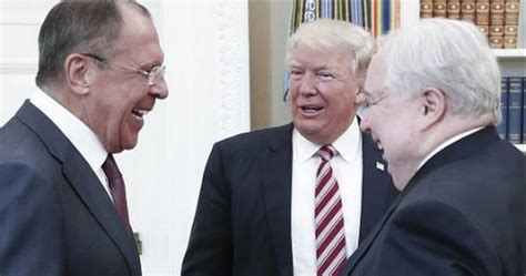 The Bizarre Oval Office Meeting Between Trump And Russian Diplomats