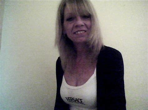 Suger From Sheffield Is A Local Granny Looking For Casual Sex Dirty Granny
