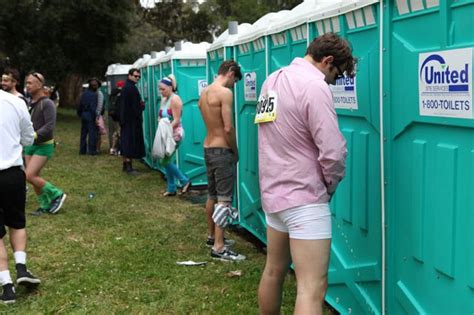 Wondering Where To Pee During Bay To Breakers Rent