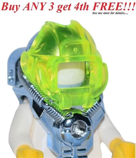 ☀️new Lego Minifig Headgear Helmet W Visor 2 Studs On Back Chrome Blue