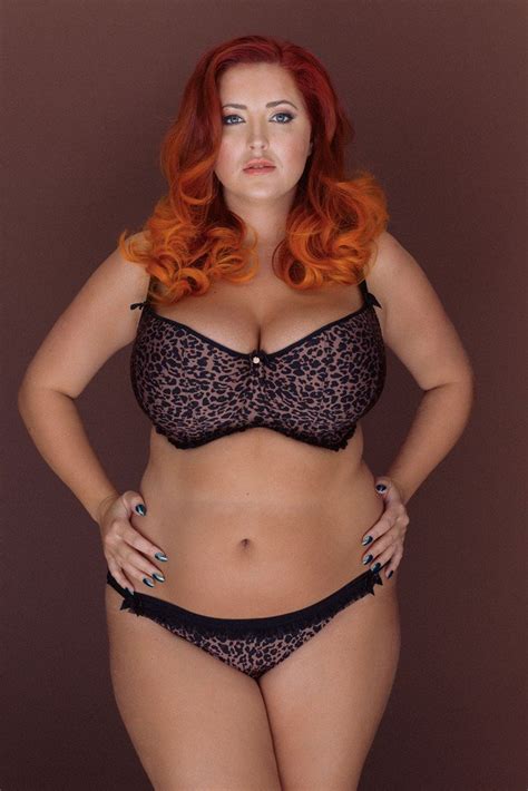 Lucy Collett Sexy And Topless 5 New Photos Jihad Celeb
