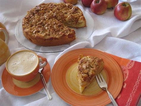 Für den krokant butter, zucker, zimt und milch unter rühren erwärmen. Eschlbeck Software - Rezepte - Haferflocken-Krokant-Kuchen ...