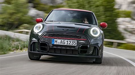 Mini Jcw Performance Hatch Gets Its Turn For A Nip And Tuck