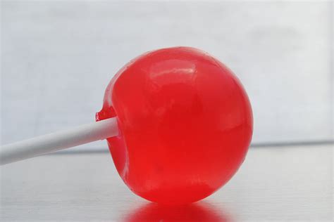 Researchers In Singapore Made An Electric Lollipop That Simulates A