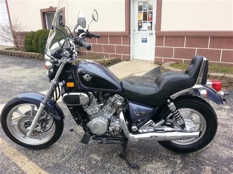 Sell and buy classic and collector motorcycles, road bikes, trail bikes, quads, trikes, buggies. Kawasaki Vulcan 750 motorcycles for sale