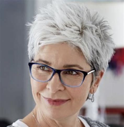 Choosing pixie, older ladies have to take their face shape and style into account for creating an unforgettable image since such a cut can either make a woman look brilliant or emphasize her wrinkles and crepey skin. 50+ Best Short Pixie Haircuts for Older Women 2019 ...