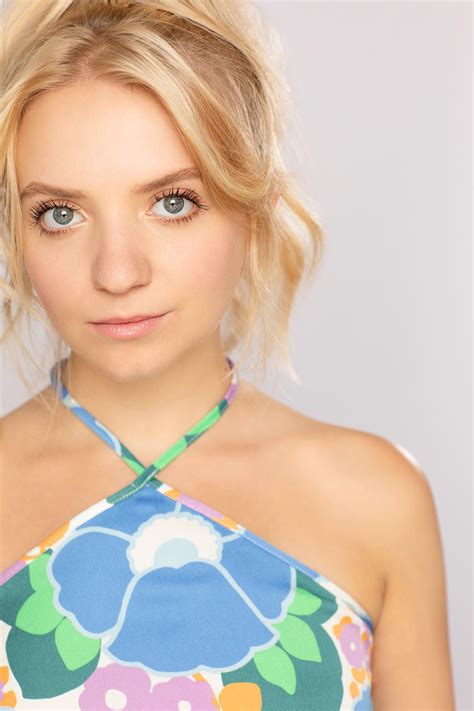 Exploring Maddie Townsend's Style