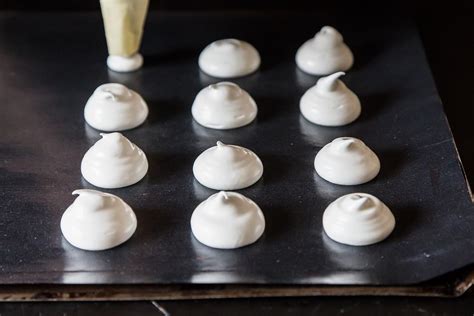 Egg White Meringue Guide How To Make Meringues With Leftover Egg Whites