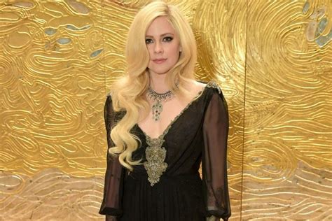 Avril Lavigne Gives An Update On Her Health Status After Battling With Lyme Disease