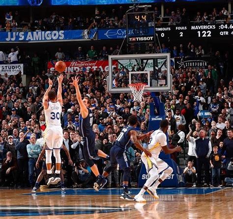 Stephencurry Drains Three Pointer In Three Seconds To Give Warriors 125 122 Win Over Mavs