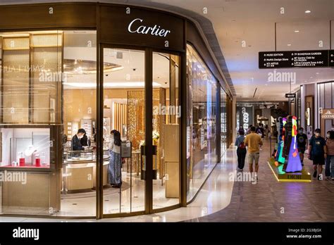 French Luxury Goods Conglomerate Cartier Store In Hong Kong Stock Photo