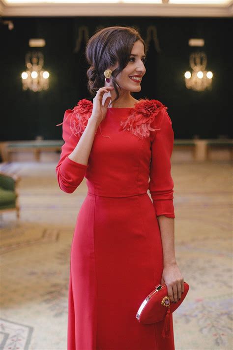 Look Invitada Boda Noche Vestido Rojo Largo Espalda Red Dress Long Red