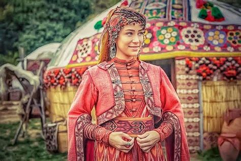 Aygul Khatun Turkish Clothing Kuruluş Osman Turkish Women Beautiful
