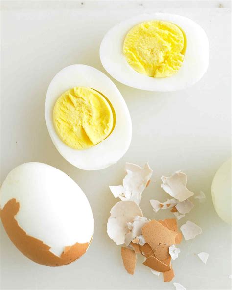 Cakes and cookies to satisfy your sweet tooth. 25 Delicious Ways to Use Up Leftover Hard-Boiled Eggs | Leftover hard boiled eggs, How to cook ...